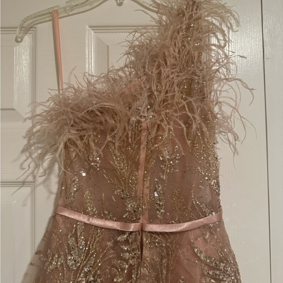 Prom dress - Picture 7 of 8